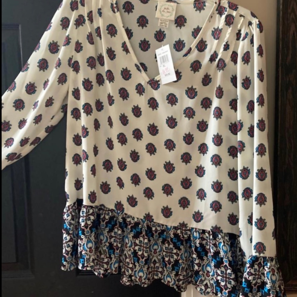 Women blouse